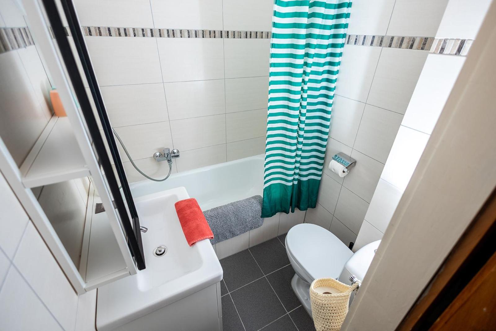 Mooki Beach Apartment Bodensdorf Exteriér fotografie